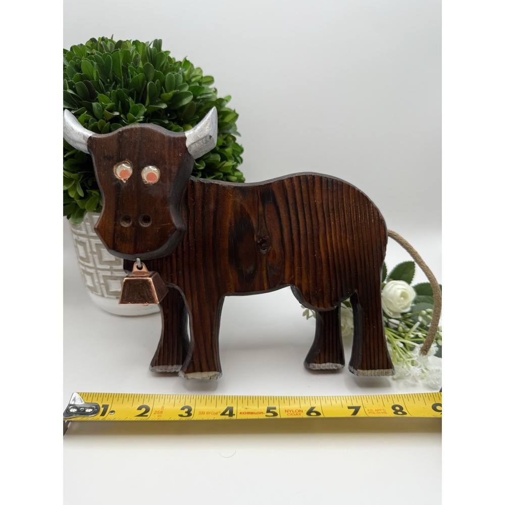 Rustic Hand‎ Carved Wooden Bull Figurine 8" Farmhouse Decor Silver Horns Bell - Picture 8 of 8